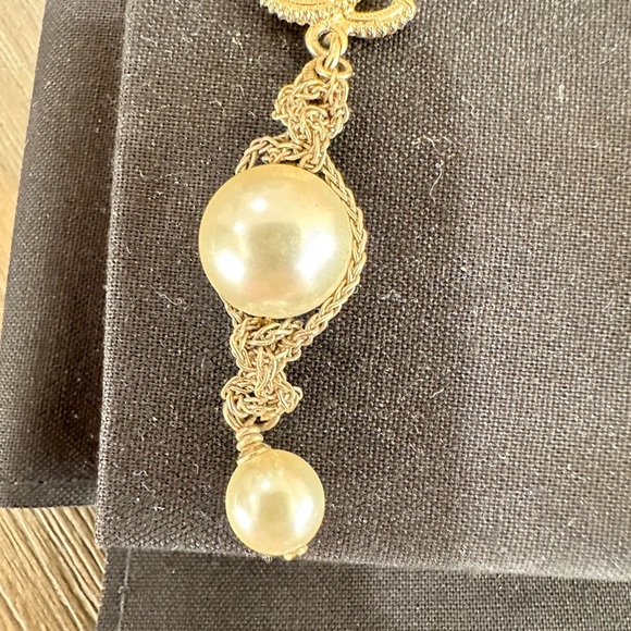 Chanel dangling earrings - Picture 12 of 12